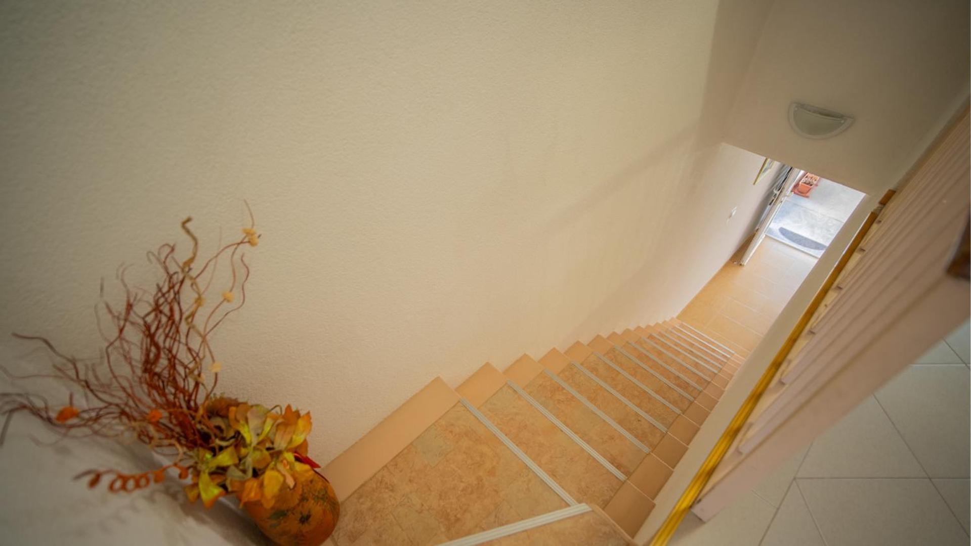 Apartmani Ana Тиват Экстерьер фото